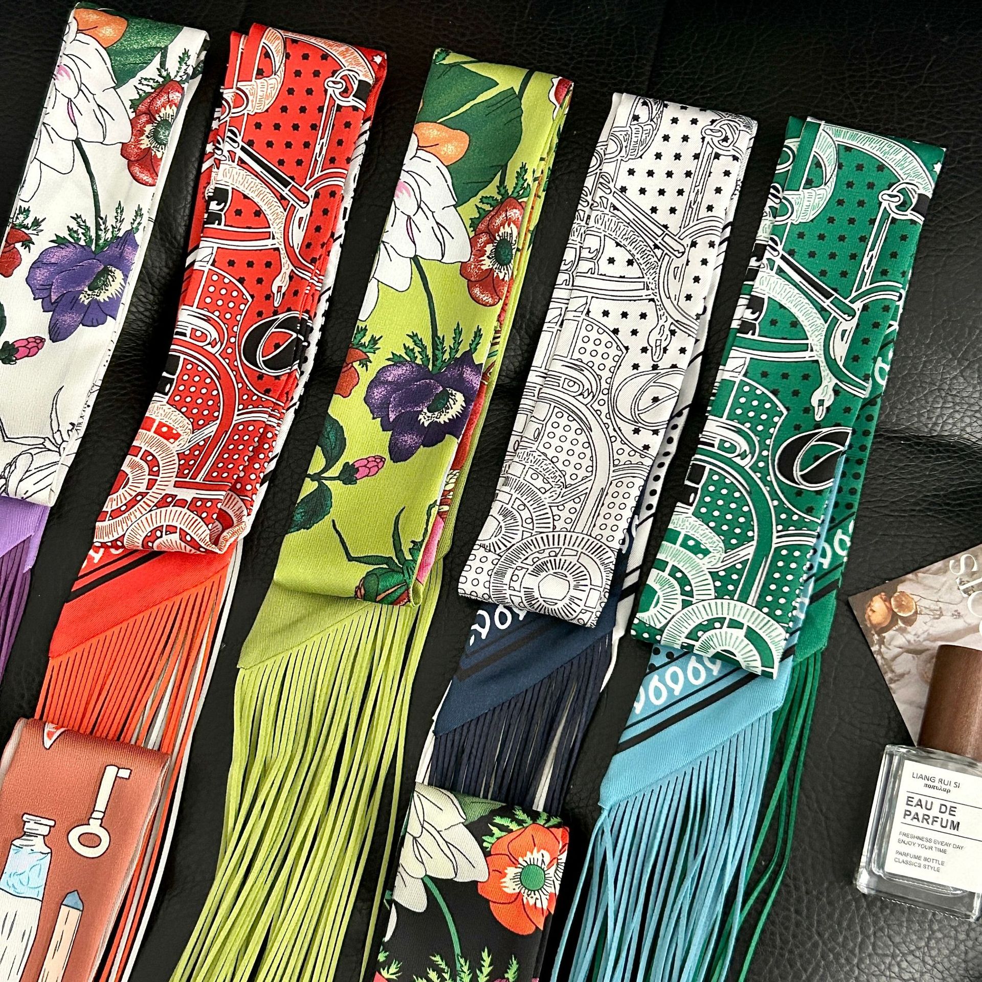 Luxury Tassel Skinny Scarf for - Head Wrap Turban recensie en prijs