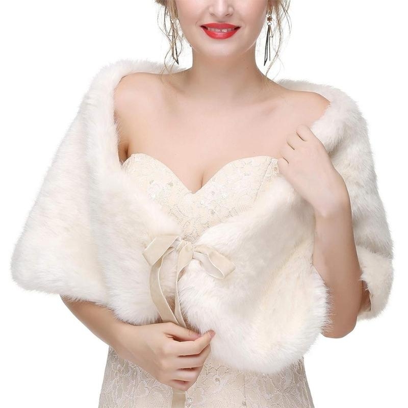 652F Sophisticated Faux Furs S - Stole Wedding Shawl recensie en prijs