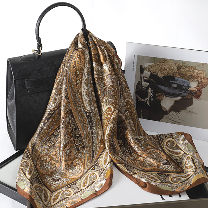 Bohemian Style Print Luxury Br - Scarf Silk Square recensie en prijs