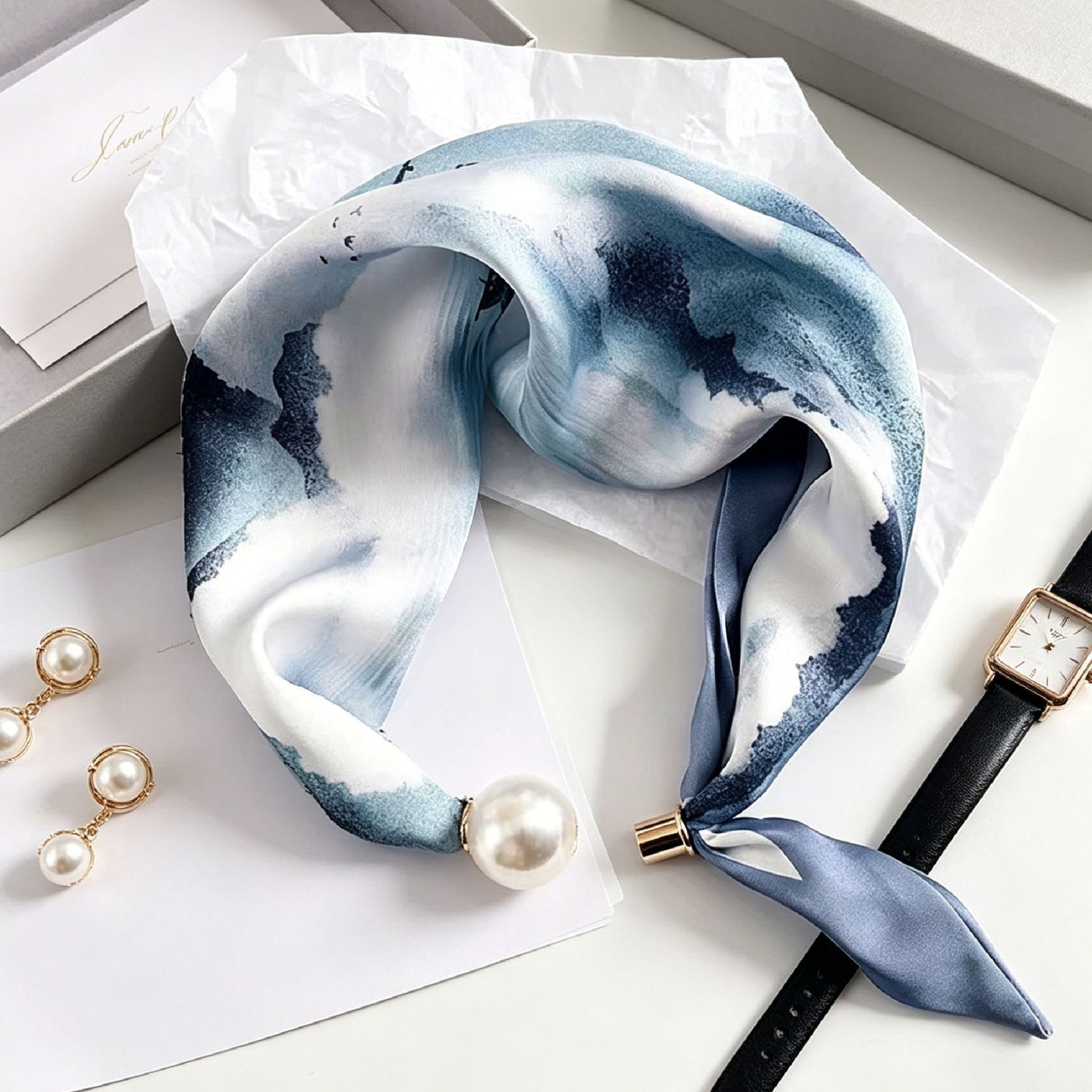 Elegant Chic Pearl Stripe Scar - Ascot Neck Scarf recensie en prijs