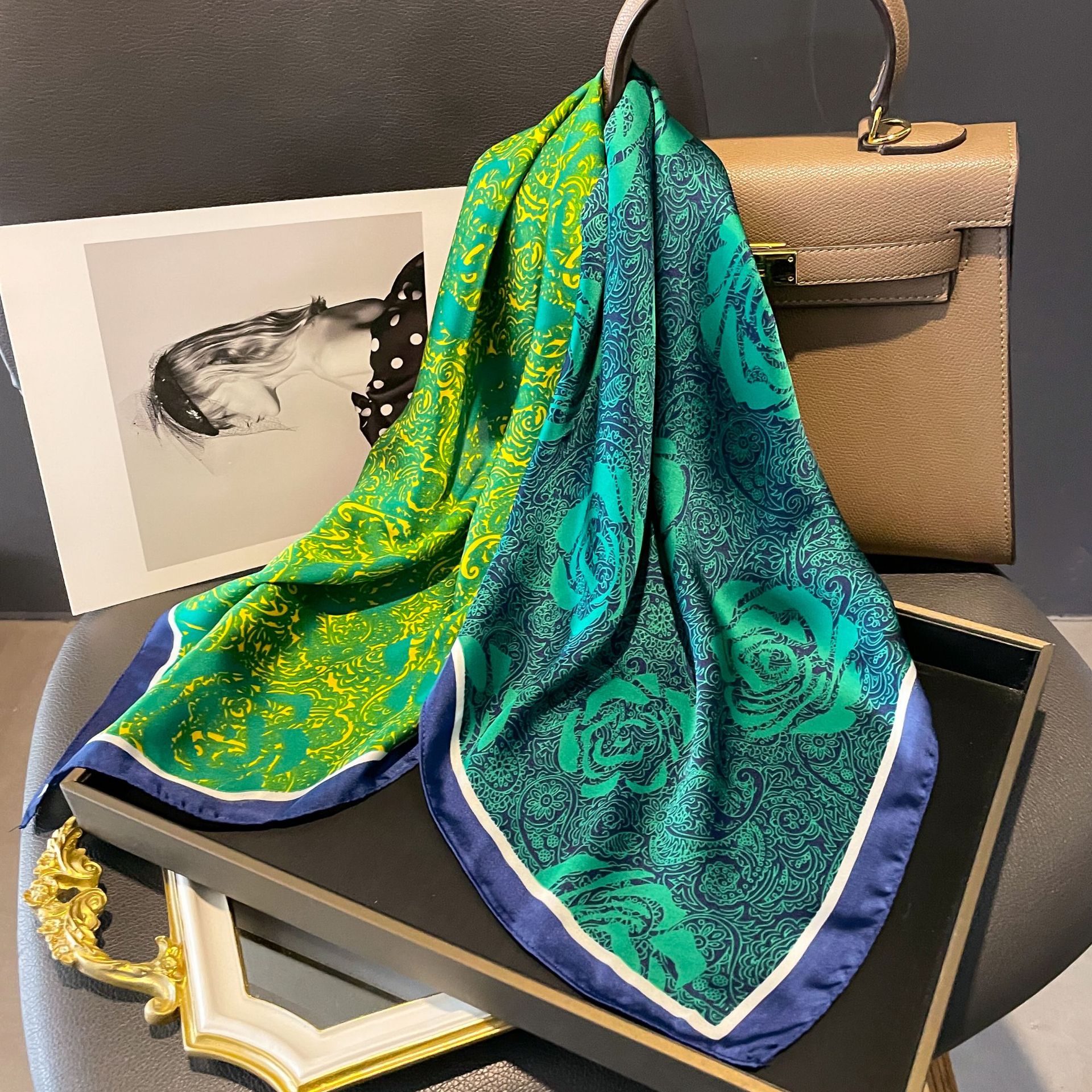 70x70cm Women Scarf Silk Feeli - Scarf Silk Square recensie en prijs