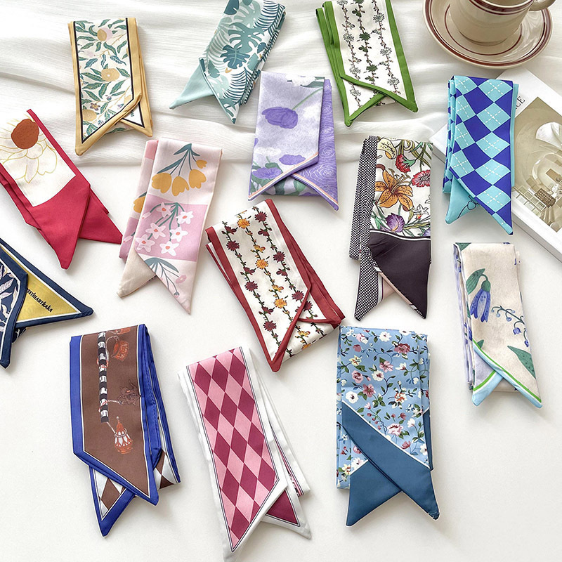 New luxury Brand Model Small S - Silk Neck Scarf recensie en prijs